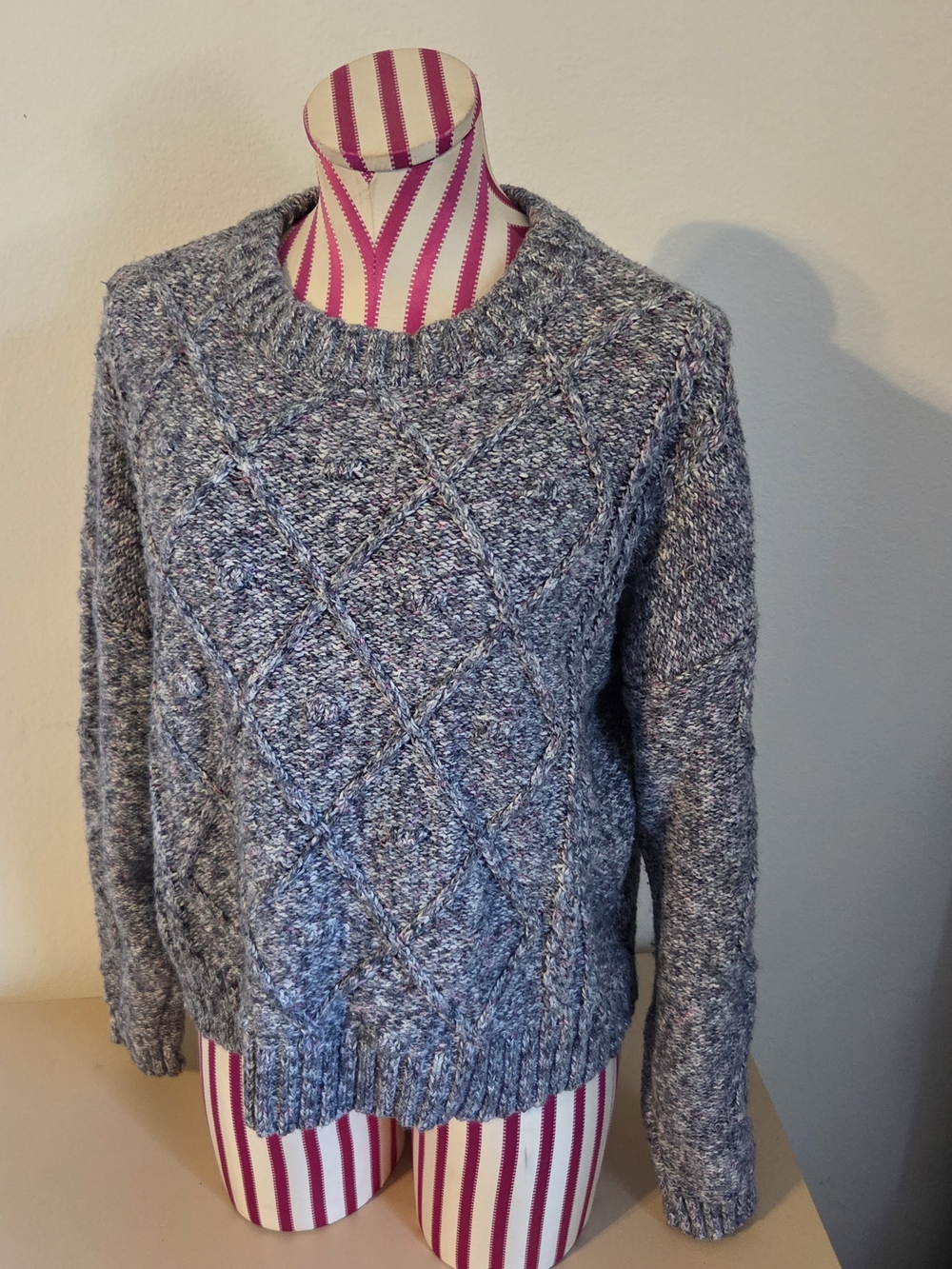 Time and Tru Marled Gray Cable Crewneck Sweater